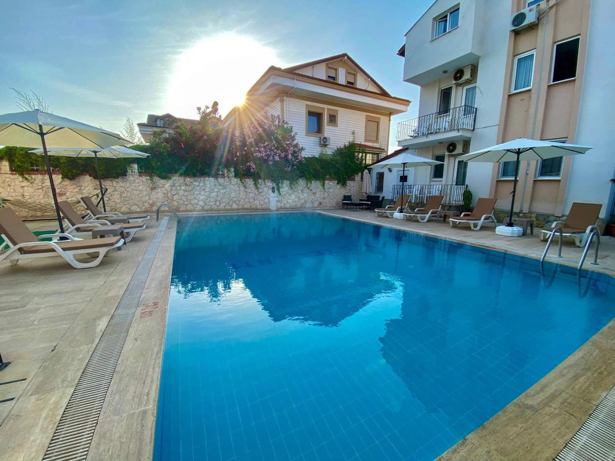 Cam Hotel Фетхие Экстерьер фото