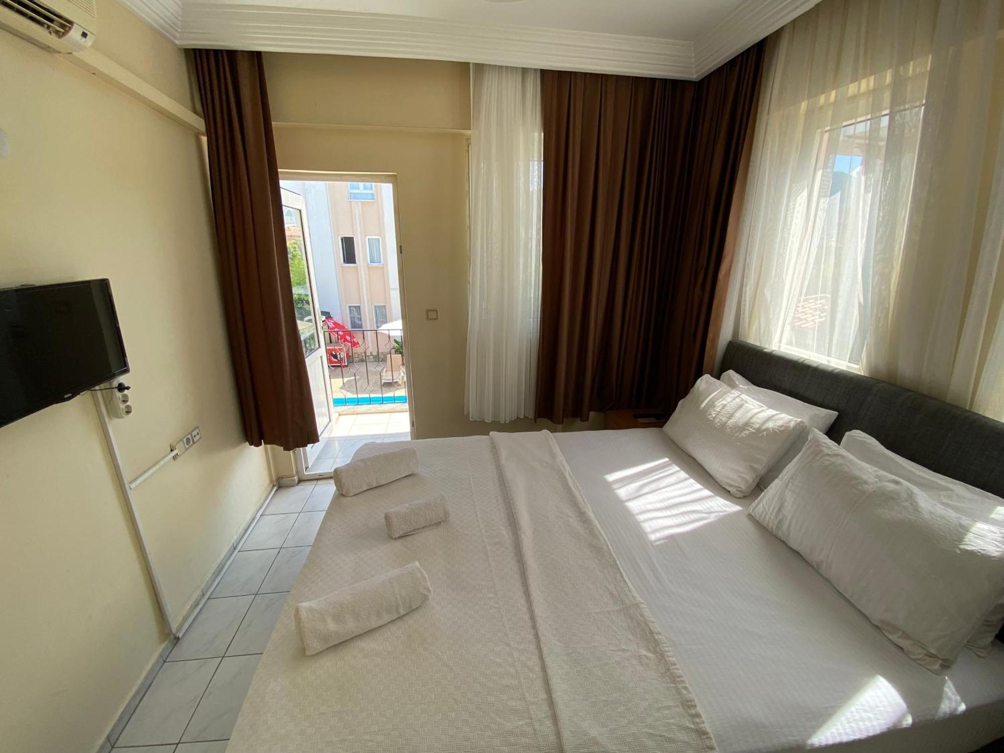 Cam Hotel Фетхие Экстерьер фото