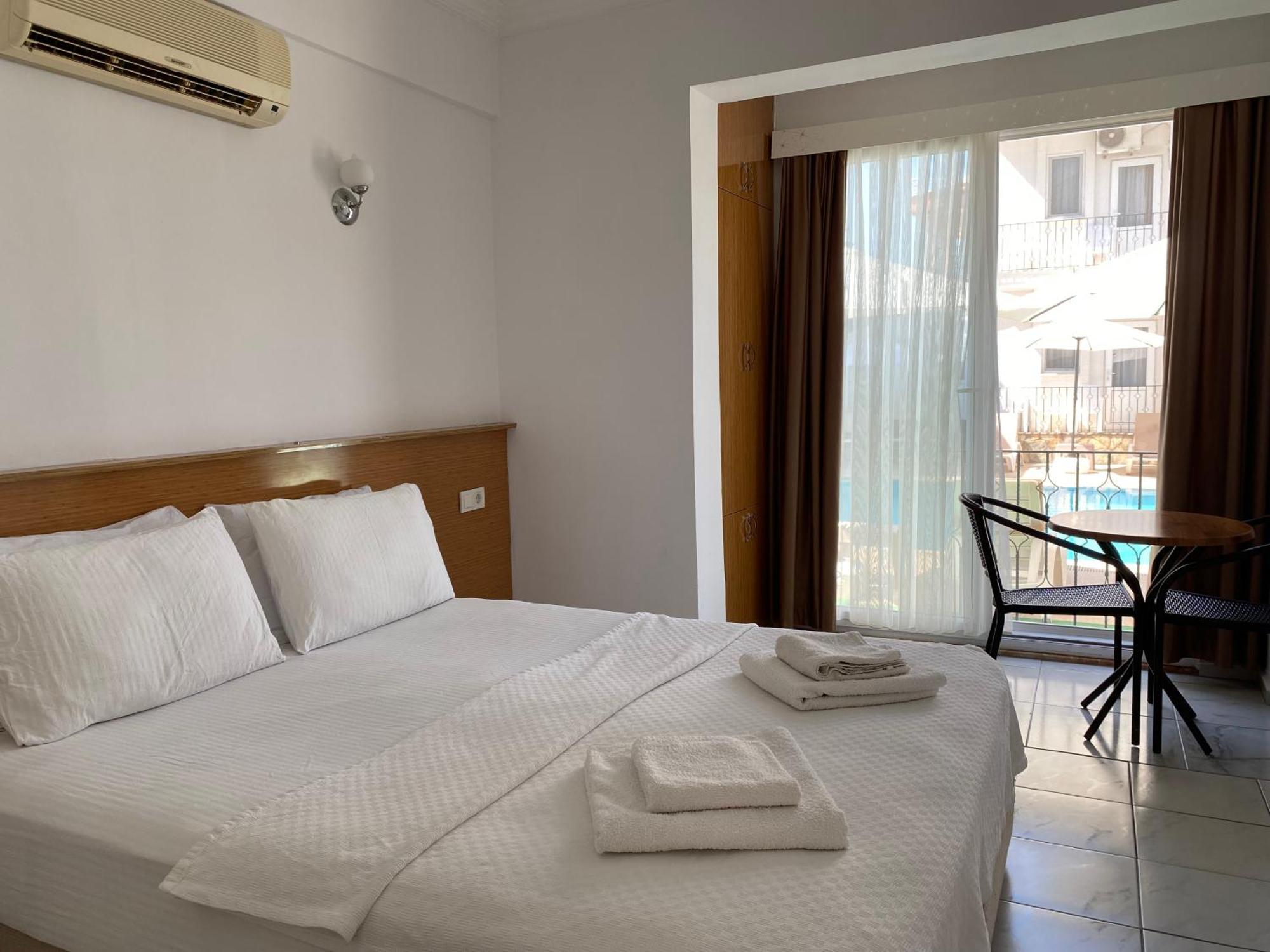 Cam Hotel Фетхие Экстерьер фото