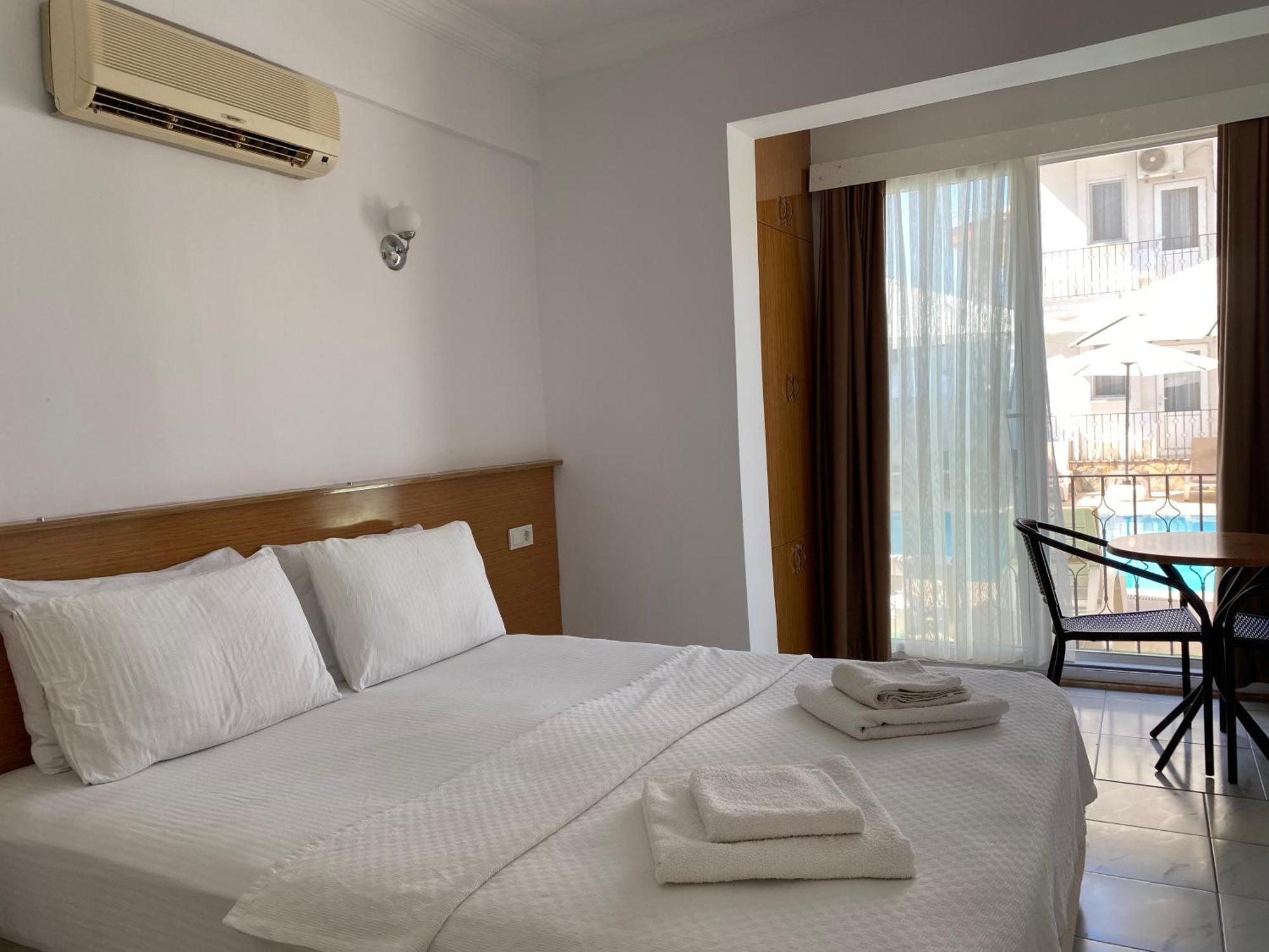 Cam Hotel Фетхие Экстерьер фото